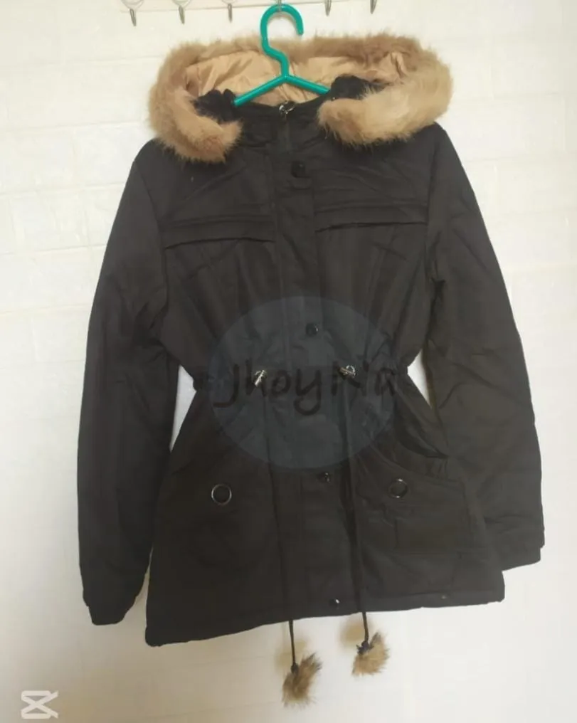 Parkas color Negro