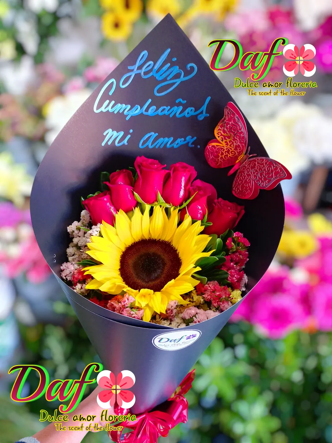 BOUQUET 💐6 ROSAS ROJAS 1 GIRASOL 🌻
