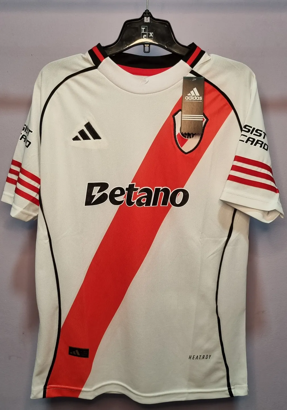 Camiseta de River titular 2025