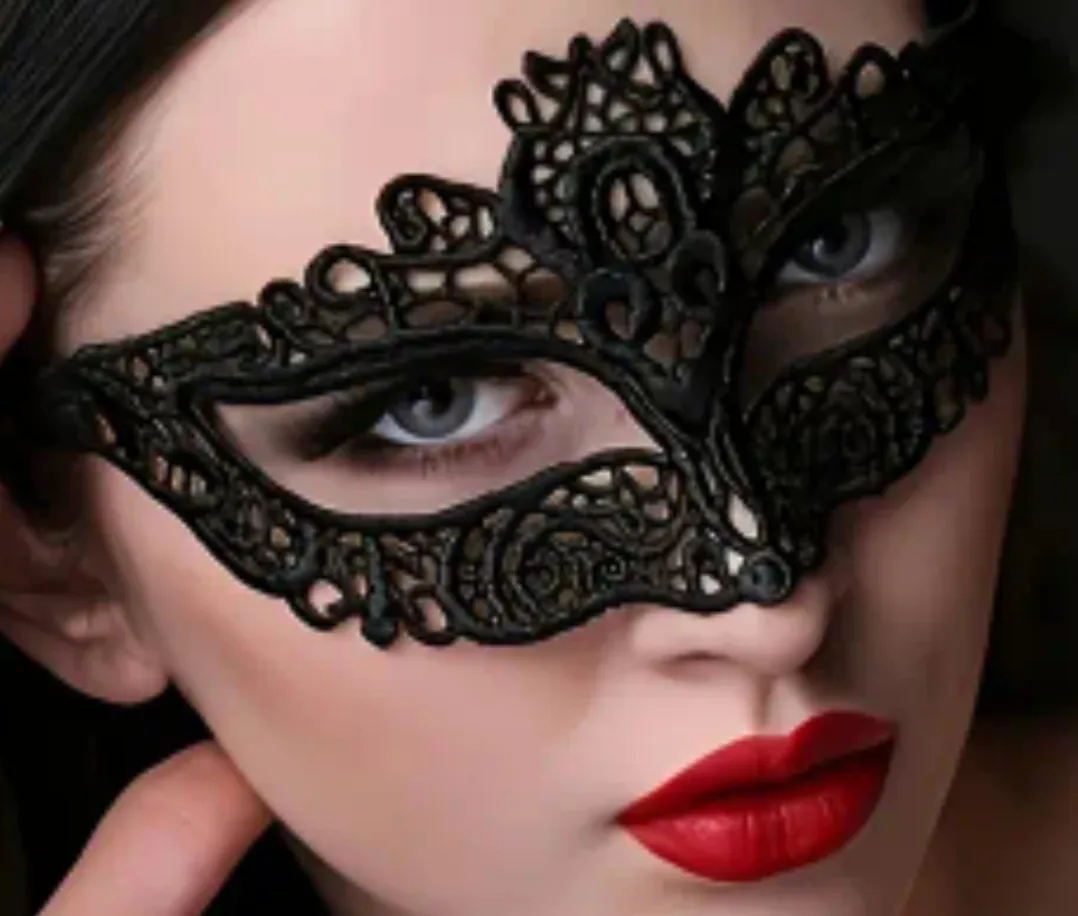 Deseo Enmascarado – Máscara de Encaje Veneciano