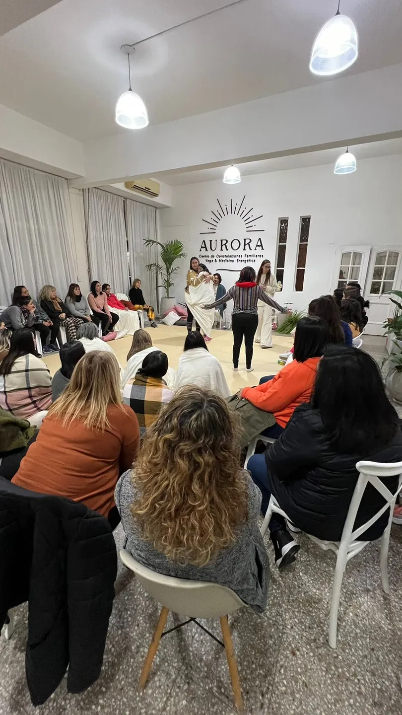Aurora Escuela de terapias alternativas para el desarrollo personal y colectivo