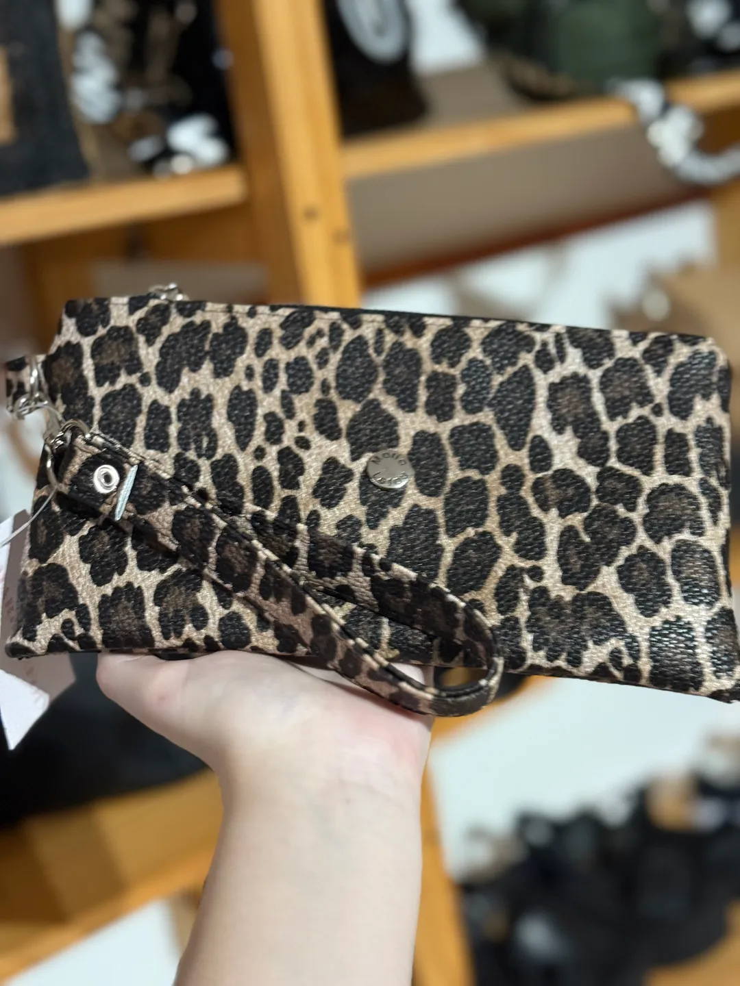 Sobre chico leopardado 